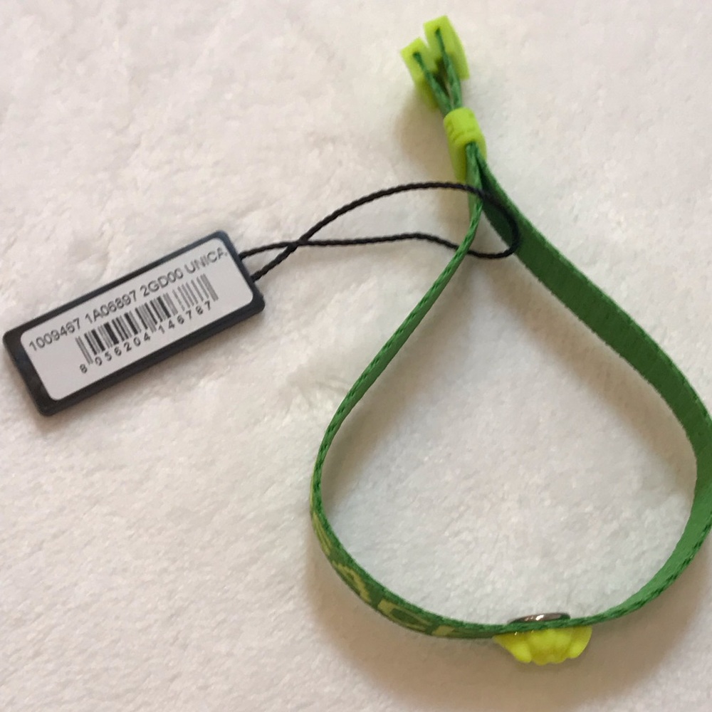 VERSACE BRACELET - Picture 3 of 6